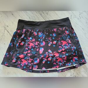 Lululemon Pace Rival Skirts Womens Sz 8 Tall